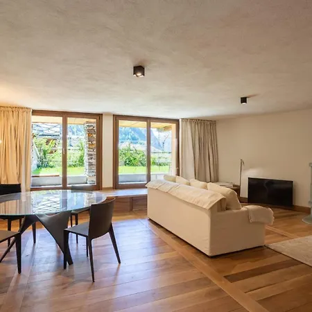 4br Chalet Piazzale Della Funivia - What'app - 0039-3512-039-610 - For Reservations! Courmayeur